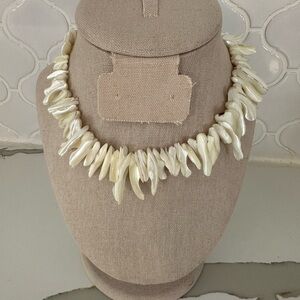 Vintage Mother of Pearl Shell Chip Necklace